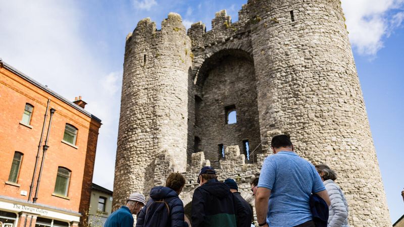 Boyne Valley Walking Tours, Drogheda, Co Louth_TI7111N