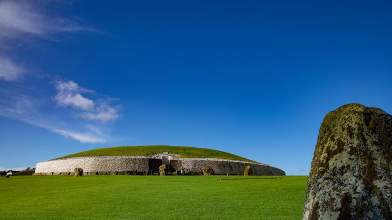 Newgrange 1_Co Meath_051022CH470.jpg_TI72OH7
